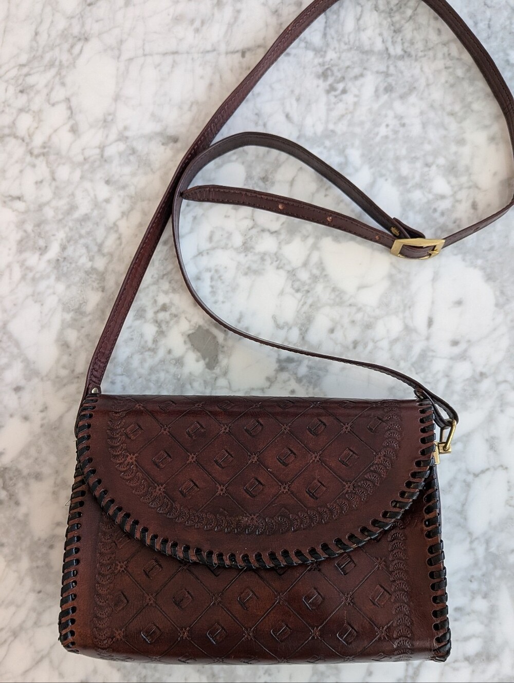Vintage Brown embossed leather crossbody bag diamond-patterned whipstitched flap
